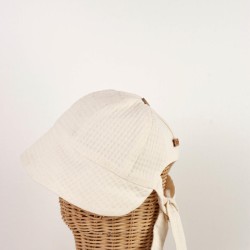 Off-white textured hat - Size : (2-4)